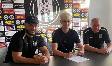 Уже отправляли скаутов. Украинский форвард интересен трем английским клубам