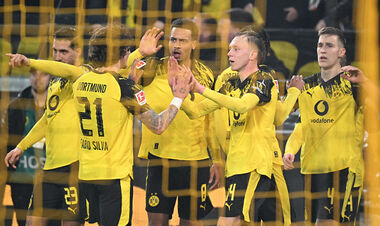 Дортмунд и Менхенгладбах провели Боруссия-дерби с голом на 90+7-й минуте