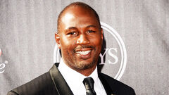 «Усик – мелкий, но...» Леннокс Льюис выступил с заявлением об украинце