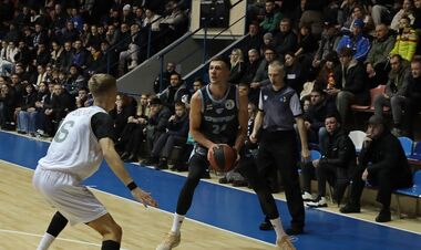 Суперлига: доминантная победа Днепра, Кривбасс разгромил Запорожье