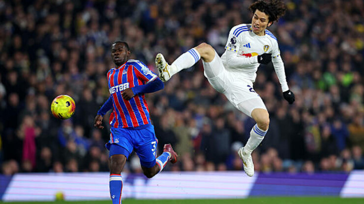 Лидс неожиданно разгромил Кристал Пэлас в АПЛ