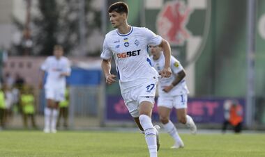 Динамо ищет юридические основания, чтобы указать футболисту на дверь