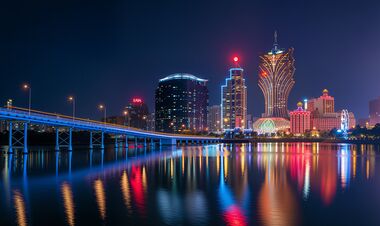 Макао может завершить год сильным ростом игорных доходов