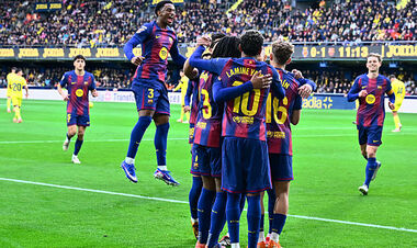 ВИДЕО. Рафинья вывел Барселону вперед в игре с Вильярреалом