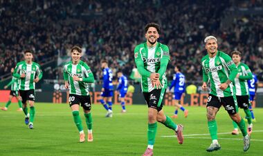 Ельче розтрощив Райо Вальєкано, а Бетіс не помітив Хетафе