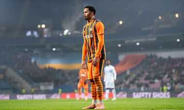 Топ-клуб практически завершил переход вингера Шахтера. Есть конкурент