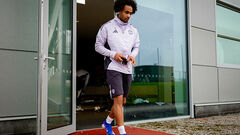 Новости для Довбика: Рома близка к трансферу форварда. Речь о гранде АПЛ