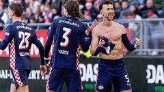 Таблица Эредивизи. Аякс сохранил топ-3, ничья Фейеноорда, камбек ПСВ