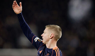 Сыграет ли Зинченко? Известны составы на игру Фулхэм – Ноттингем Форест