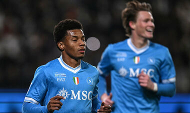 В третий раз в истории. Наполи добыл Суперкубок Италии