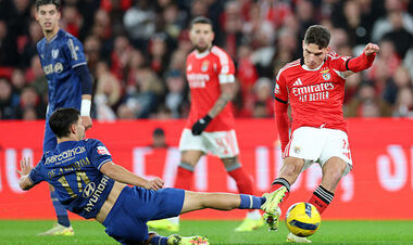 Сухой матч Трубина, 80 минут Судакова. Бенфика дома переиграла Фамаликау