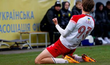 ВИДЕО. Локомотив Киев выиграл матч-триллер у резервистов Левого Берега