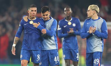 Челси победил Бенфику во всех пяти матчах международных турниров