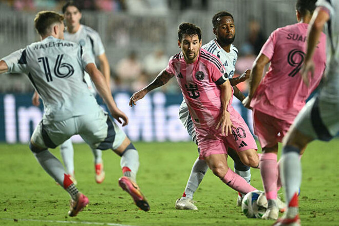 Дубль Суареса не врятував. Інтер Маямі з Мессі пропустив п'ять від Чикаго