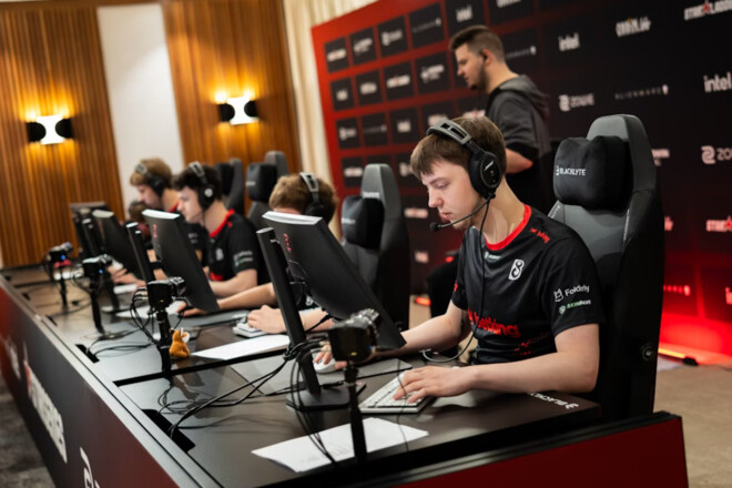 B8 – GamerLegion. ESL Pro League. Групи. Дивитись онлайн. LIVE трансляція