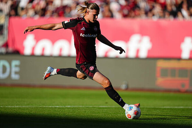 Неожиданные изменения. Клозе нашел новую роль для Степанова