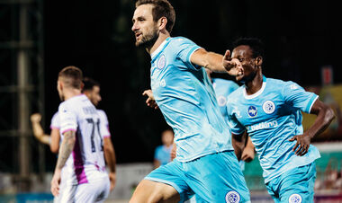 Среди них – звездное приобретение. Кудровка попрощается с двумя игроками