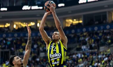 Евролига: овертаймы в Лионе, эмоциональная победа Фенербахче