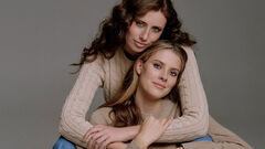 ФОТО. Ярослава Магучіх зворушила мережу сімейними світлинами з сестрою