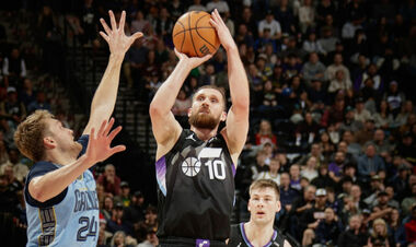 Михайлюк повторив особистий рекорд у регулярці НБА в матчі з Мемфісом