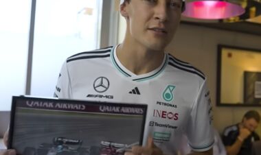 ВИДЕО. Лидер Мерседес не нашел слов из-за поступка Леклера