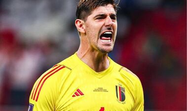 Реал отримав сенсаційно пропозицію щодо Куртуа. Рішення ухвалено