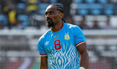 Это были судороги. Скандал на КАН: судья заставил игрока лечь на носилки