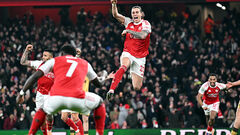 Арсенал в 5-й раз встречает Рождество на вершине АПЛ. Как финишировали?