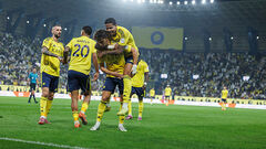 С ассистом Роналду. Аль-Наср разгромил Аль-Завру