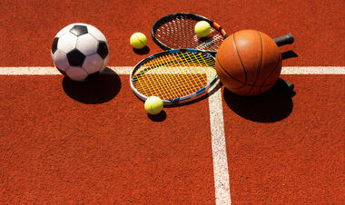 Чотири футболісти і тенісист отримали дискваліфікації за договірні матчі
