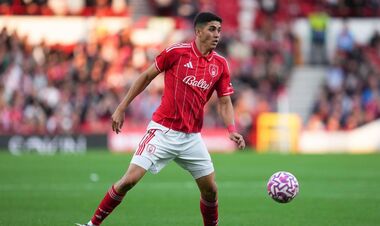 Барселона заинтересована в подписании одноклубника Зинченко