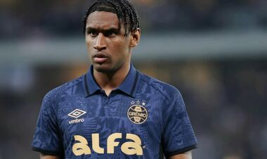 Каштру близький до того, щоб підписати свого екс-підопічного по Шахтарю