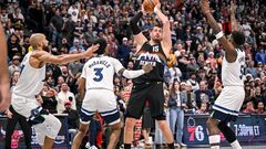 НБА: трипл-дабл Йокича, розгром від Х'юстона, Сан-Антоніо здолав Оклахому