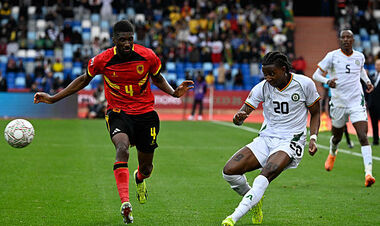 ФОТО. Антилопы и воины разошлись миром. Ангола и Зимбабве поделили очки