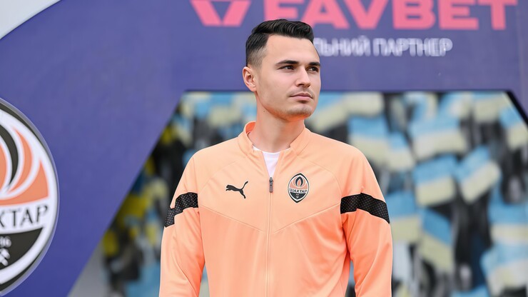 Футболист Шахтера, который не нужен Турану, намерен выехать из Украины