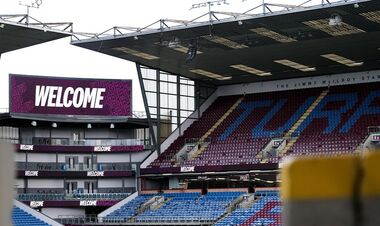 Где Миколенко? Бернли и Эвертон выбрали составы на матч Премьер-лиги