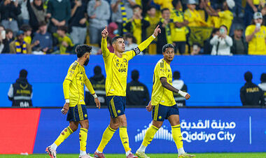 Дубль Роналду и украденный гол: Аль-Наср разгромил соперника