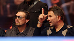 ВІДЕО. Усик прилетів в Ер-Ріяд на бій абсолютного чемпіона світу Іноуе