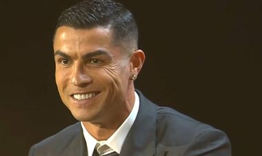 ФОТО. У 40 років. Роналду визнано найкращим гравцем на Близькому Сході