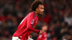 Рома арендует нападающего МЮ: Романо раскрыл детали громкого трансфера