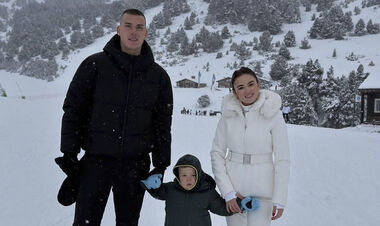 ФОТО. Лунин показал свои рождественские каникулы. Где отдыхают?