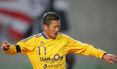 Ему 58. Самый возрастной игрок в истории футбола перешел в новый клуб