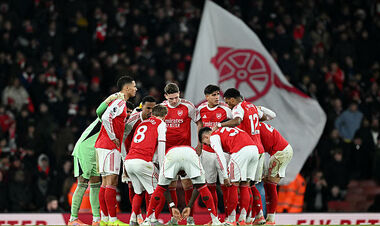 Конец невероятной серии. Арсенал дома уничтожил Астон Виллу