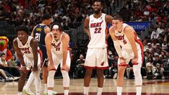 НБА: Майами разгромил Денвер, Кливленд обыграл Сан-Антонио, победа Торонто