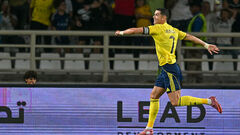 40-летний Роналду забил 41 гол за год и обратился к фанатам