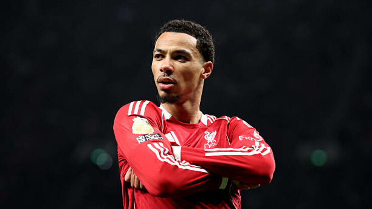 Финансовые рекорды Ливерпуля и новички МЮ: самые дорогие трансферы 2025-го