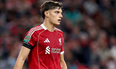 ФОТО. Захисник Ліверпуля переніс складну операцію