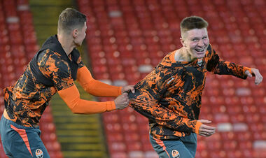 ВІДЕО. Шахтар провів тренування перед матчем з Абердіном у Шотландії