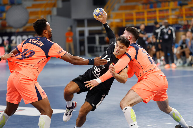 Венгерский клуб сыграет против Барселоны в финале Клубного чемпионата мира