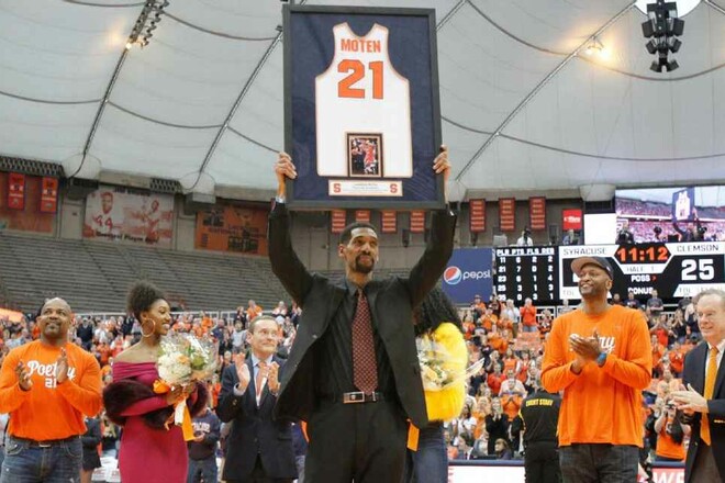 Відомий американський баскетболіст 90-х помер у Вашингтоні